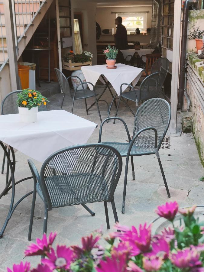 La Pajassa Bed & Breakfast Alba  Exterior photo