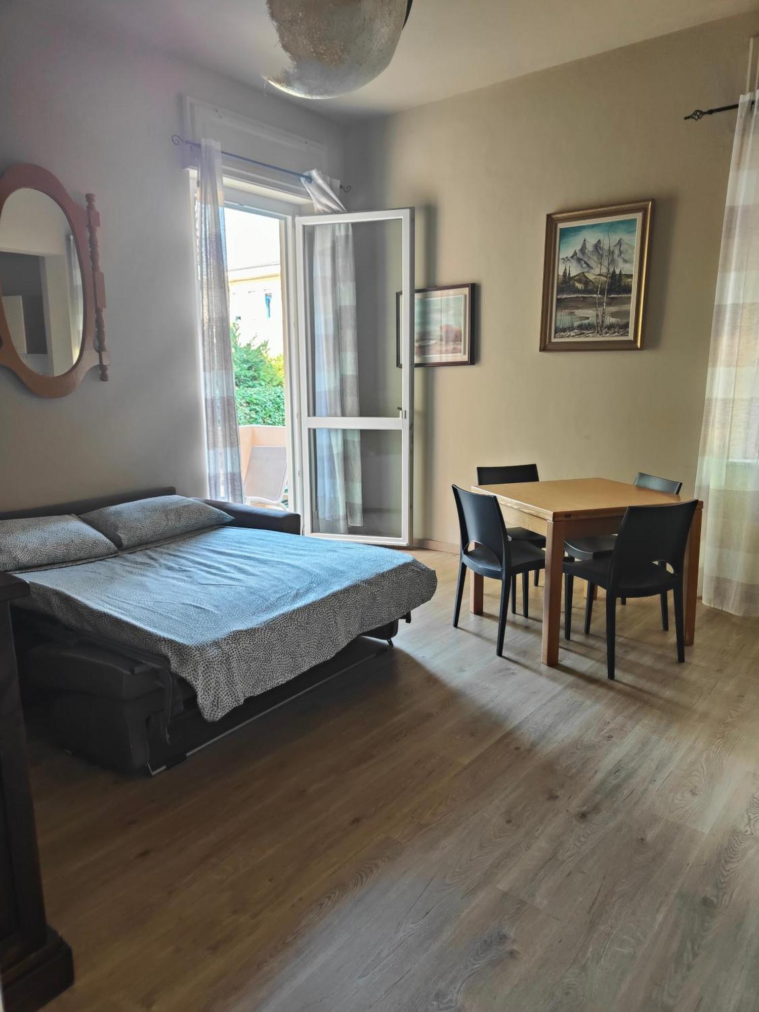 La Pajassa Bed & Breakfast Alba  Room photo